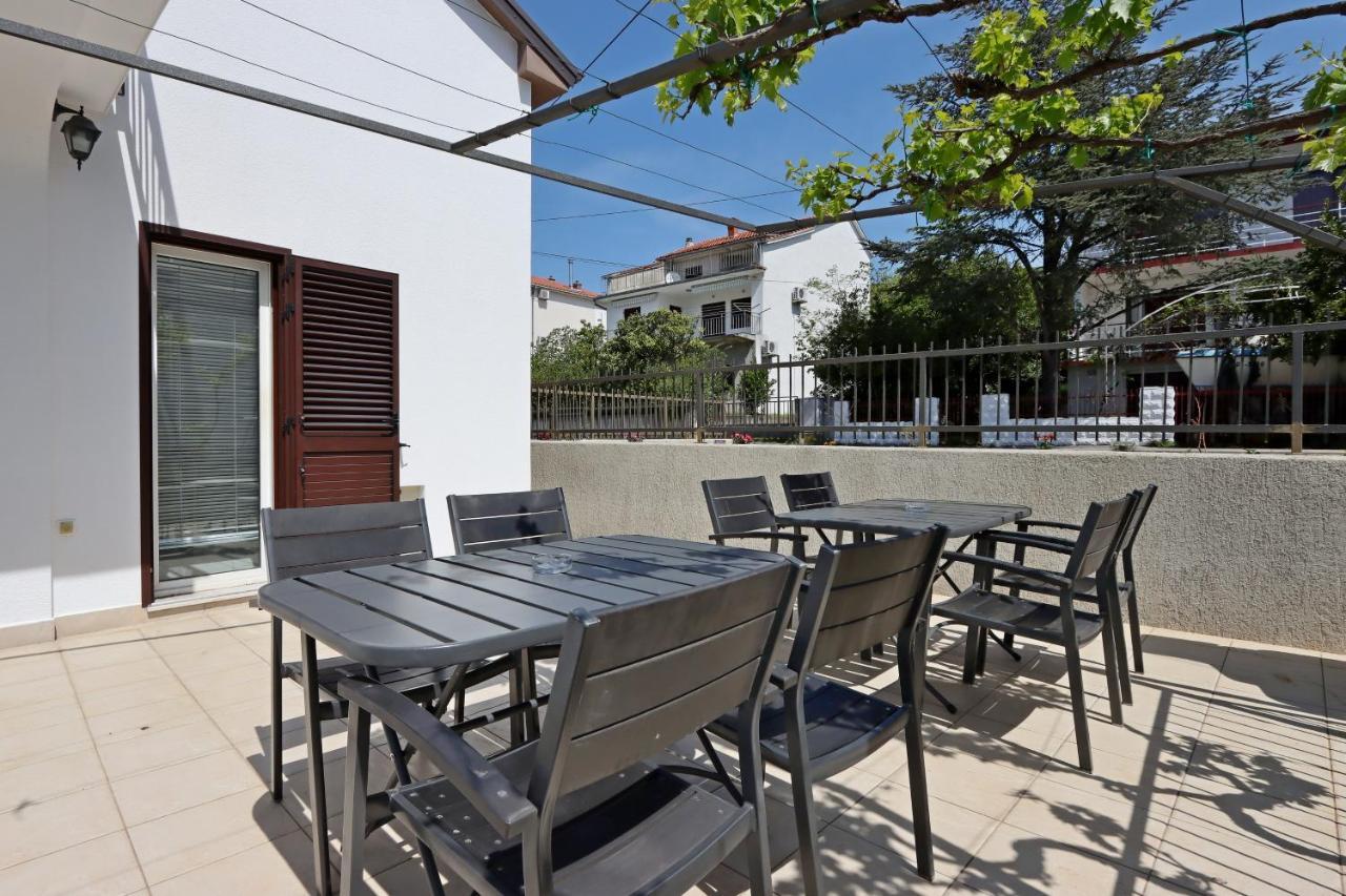 Apartments And Rooms With Parking Space Selce, Crikvenica - 2362 Exteriér fotografie