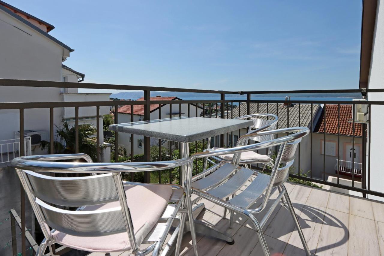 Apartments And Rooms With Parking Space Selce, Crikvenica - 2362 Exteriér fotografie